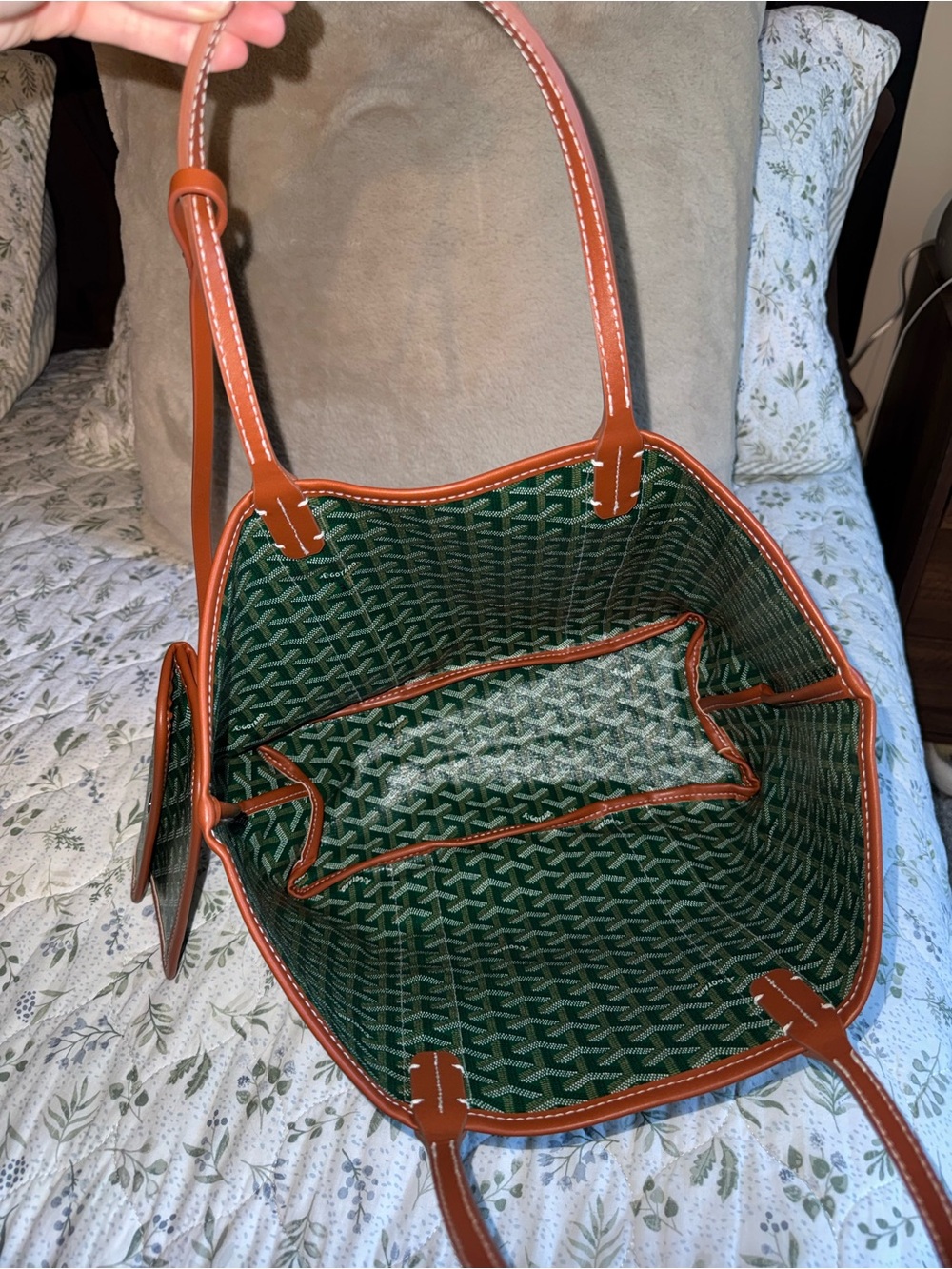 Green & Cream Tote Bag with Matching Wallet - Unbranded - Picture 2 of 5